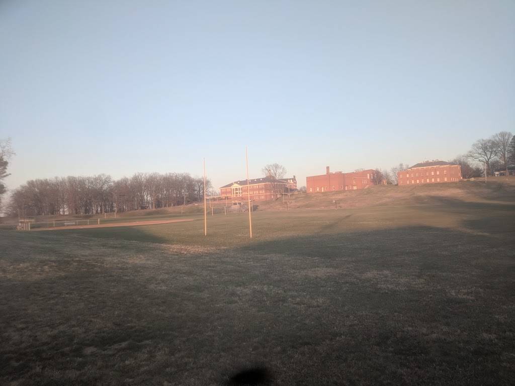 Rivers West Bar BQ Llc | restaurant | 210 S Shenandoah Ave, Front Royal, VA 22630, USA | 5714369263 OR +1 571-436-9263