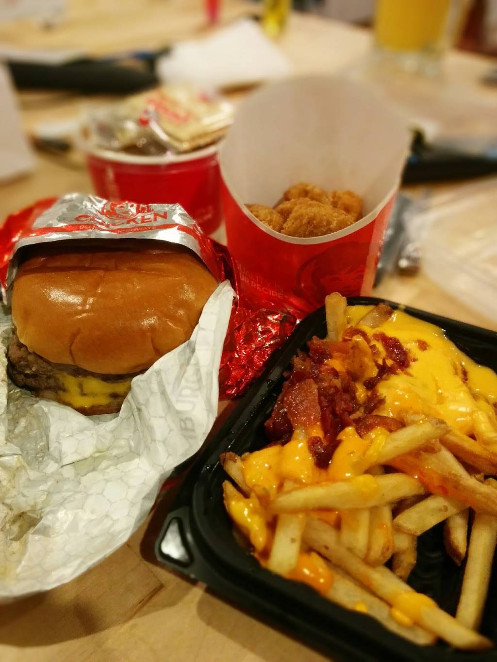 Wendys | restaurant | 191 Newport Ave, Quincy, MA 02170, USA | 6174722983 OR +1 617-472-2983