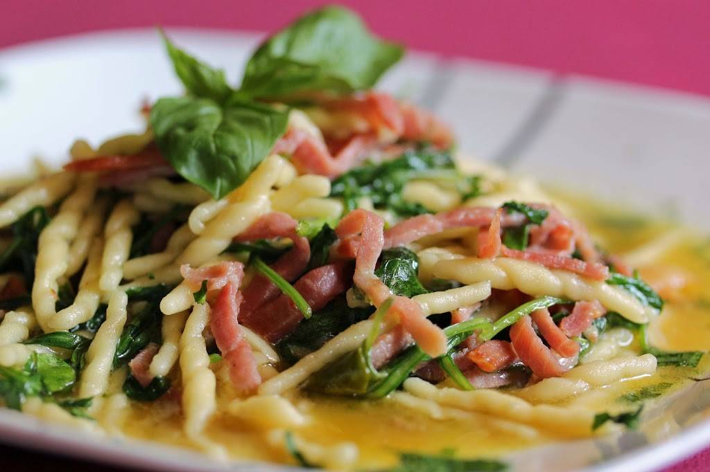 Ornella Trattoria Italiana | meal takeaway | 29-17 23rd Ave, Astoria, NY 11105, USA | 7187779477 OR +1 718-777-9477