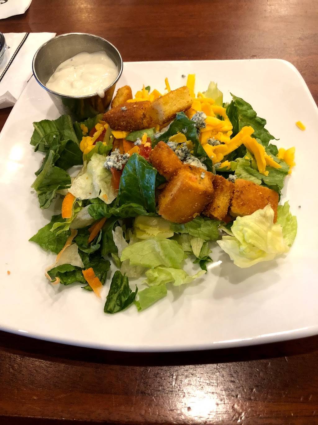 Claim Jumper Restaurants | restaurant | 250 Harding Blvd, Roseville, CA 95678, USA | 9167881705 OR +1 916-788-1705