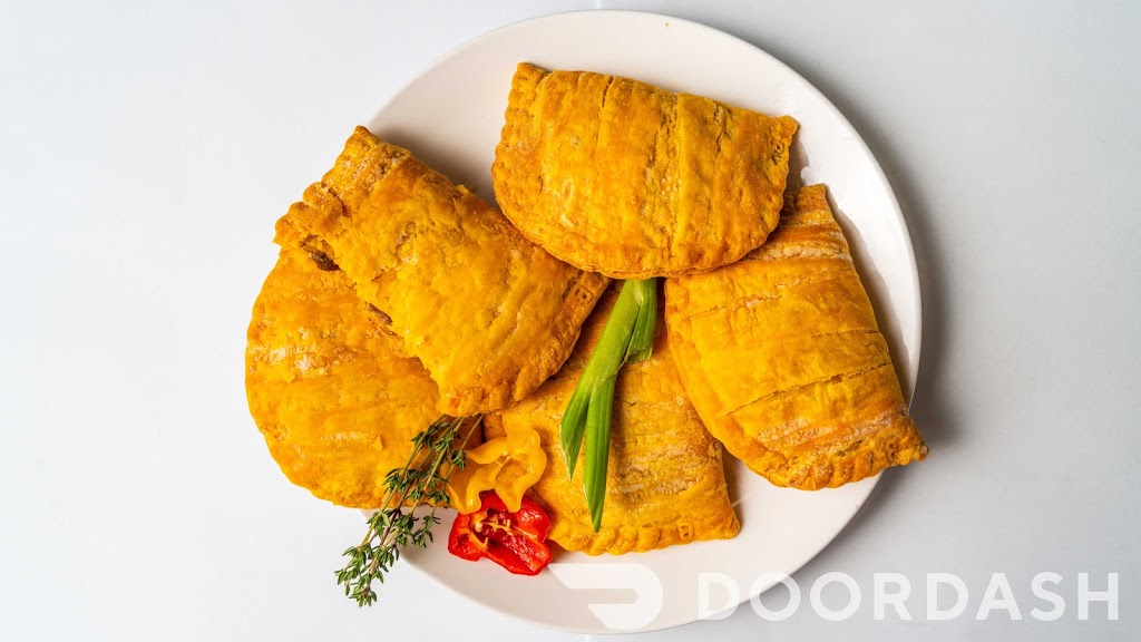 Flakes N Ting LLC | restaurant | 1609 Harmer St Unit Q, Levittown, PA 19057, USA | 2675833408 OR +1 267-583-3408