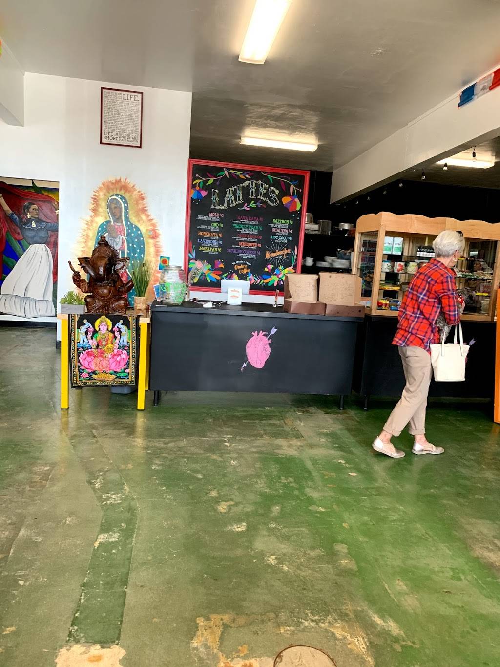 La Chaiteria | restaurant | 1002 W Congress St, Tucson, AZ 85745, USA | 5204007127 OR +1 520-400-7127