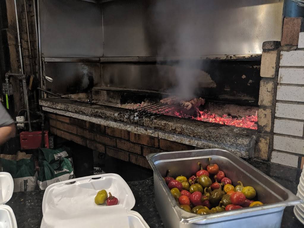 Santarpios Pizza | restaurant | 111 Chelsea St, Boston, MA 02128, USA | 6175679871 OR +1 617-567-9871