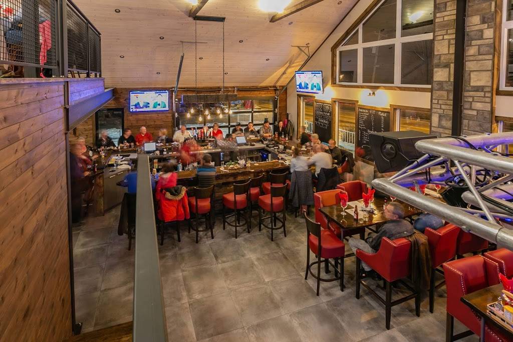 Resto Pub Le Rabaska | restaurant | 85 Rue Principale N, Maniwaki, QC J9E 2B5, Canada | 8194410035 OR +1 819-441-0035