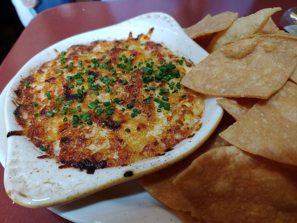 Found Oyster | restaurant | 4880 Fountain Ave, Los Angeles, CA 90029, USA | 3234867920 OR +1 323-486-7920