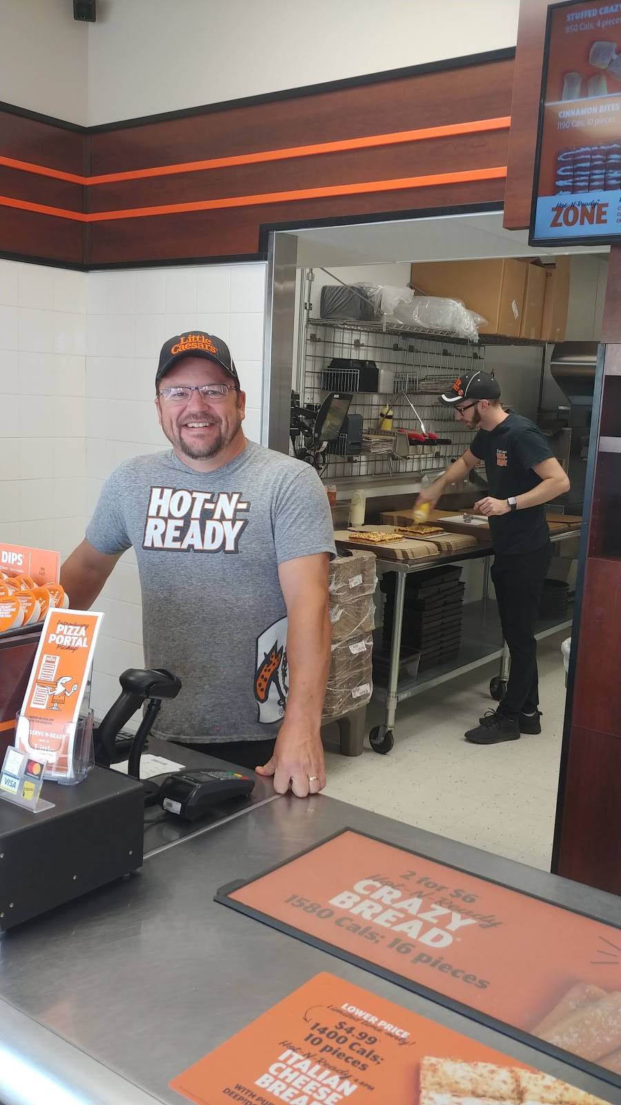 Little Caesars Pizza | meal takeaway | 2 Massey St Unit 5, Angus, ON L0M 1B0, Canada | 7055167000 OR +1 705-516-7000