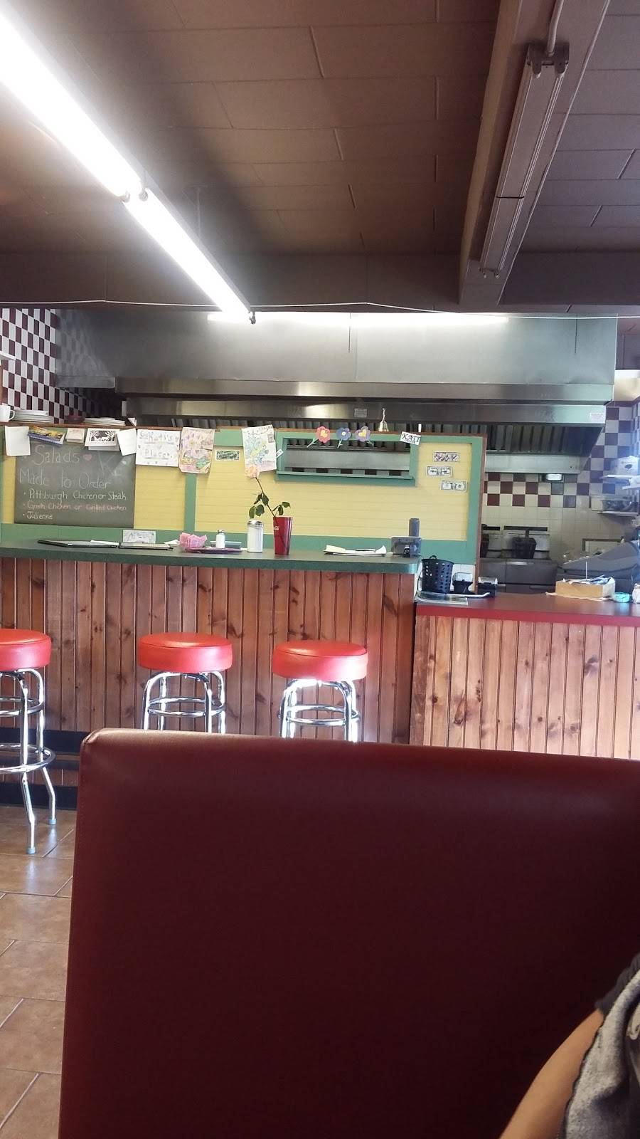 Katis Place | restaurant | 34-40 Oak St, Batavia, NY 14020, USA | 5852504483 OR +1 585-250-4483