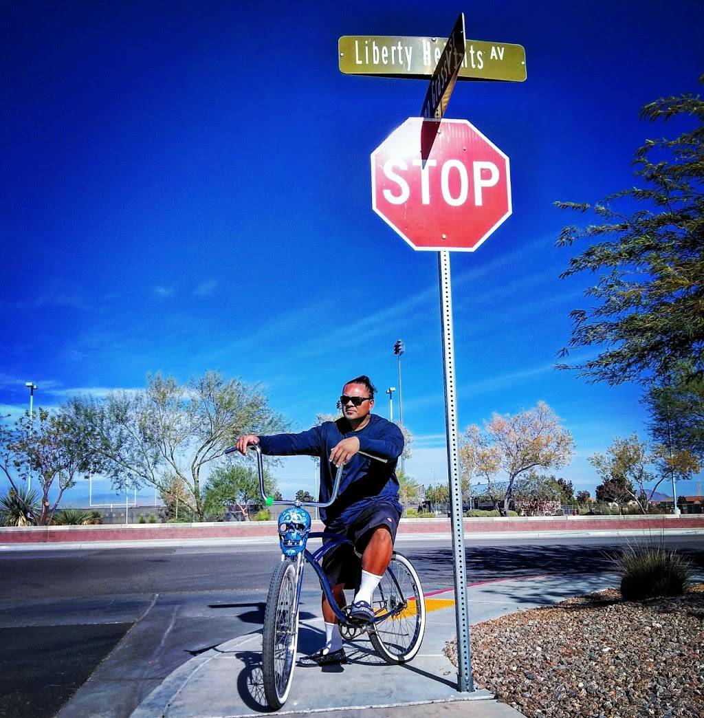 L&L Hawaiian Barbecue | restaurant | 687 N Stephanie St, Henderson, NV 89014, USA | 7024330240 OR +1 702-433-0240