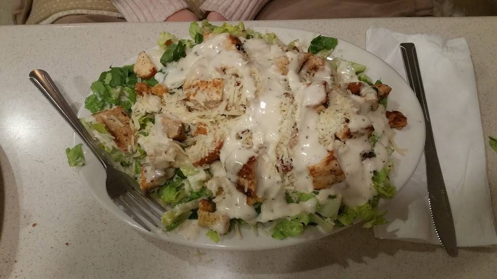 Platos Place | restaurant | 30090 Ford Rd, Garden City, MI 48135, USA | 7344256611 OR +1 734-425-6611