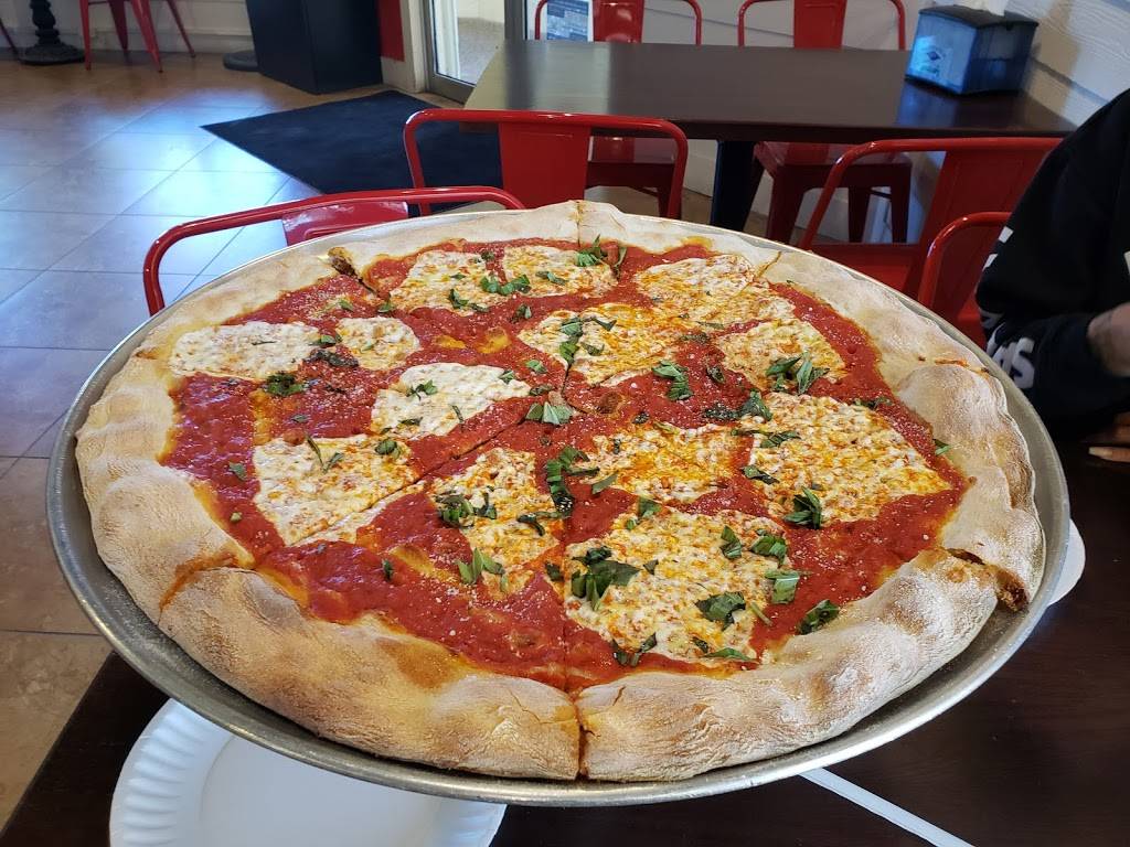 Manhattan Joes Pizzeria | restaurant | 1901 NW 2nd Ave, Boca Raton, FL 33432, USA | 5619312959 OR +1 561-931-2959