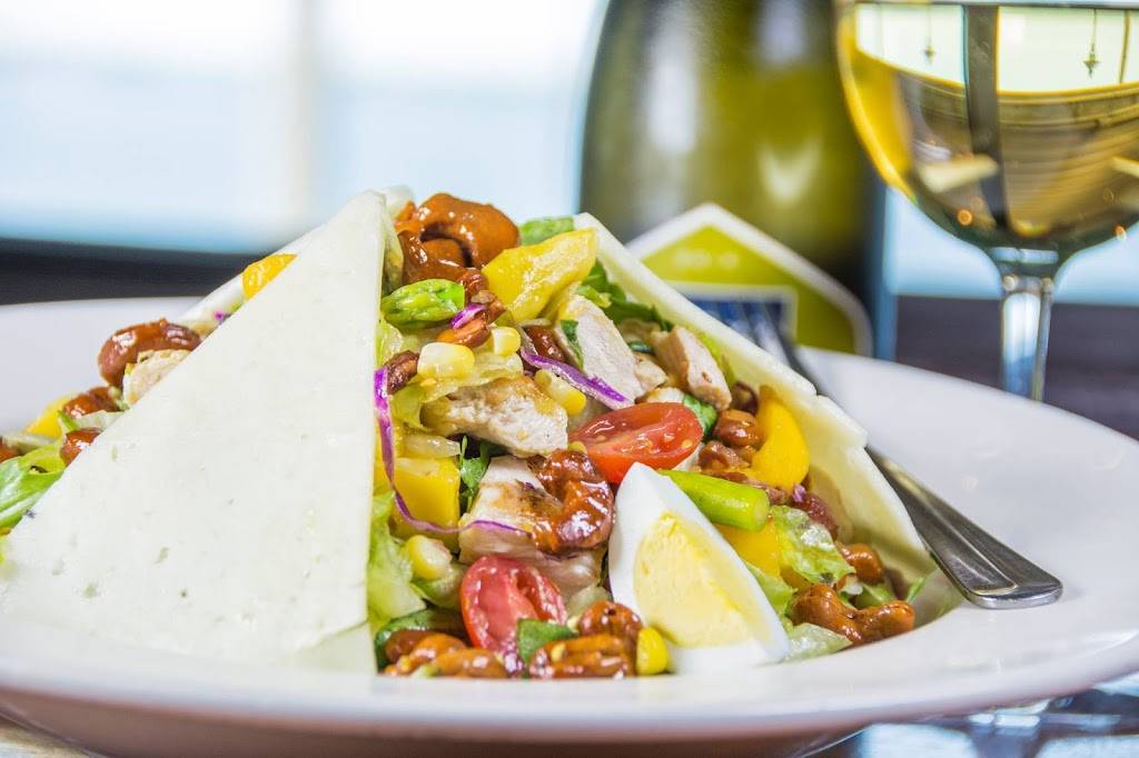 Hefner Grill | restaurant | 9201 Lake Hefner Pkwy, Oklahoma City, OK 73120, USA | 4057486113 OR +1 405-748-6113