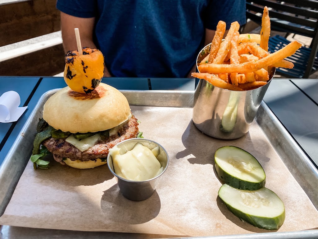 The Oakmont | restaurant | 323 N Delaware St Suite B, Indianapolis, IN 46204, USA | 3177466097 OR +1 317-746-6097