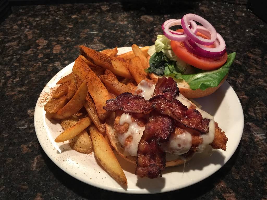 Kavans Tavern Burger Bar | restaurant | 28970 Hayes Rd, Roseville, MI 48066, USA | 5867763500 OR +1 586-776-3500