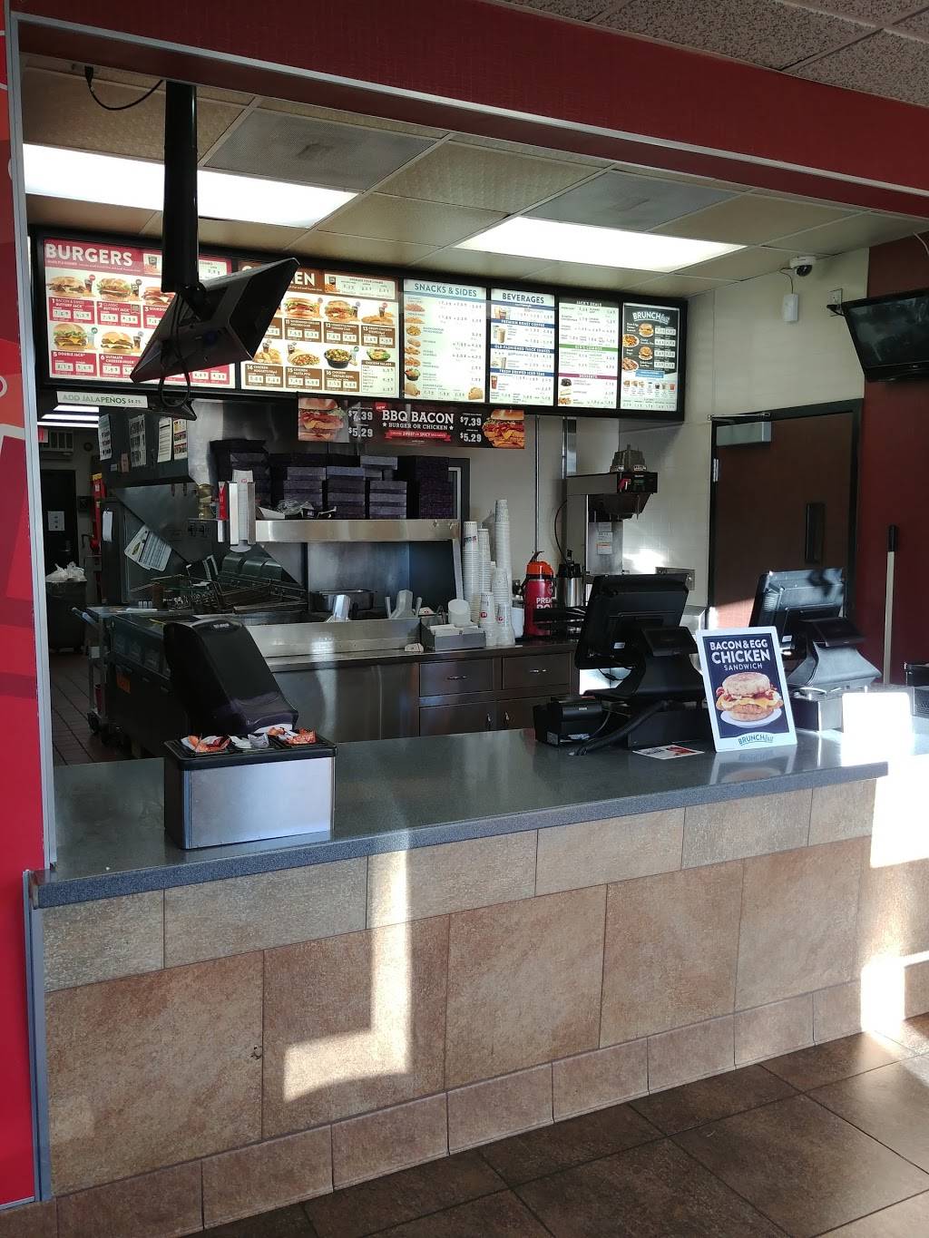 Jack in the Box | restaurant | 4242 SE 82nd Ave, Portland, OR 97266, USA | 5037721341 OR +1 503-772-1341