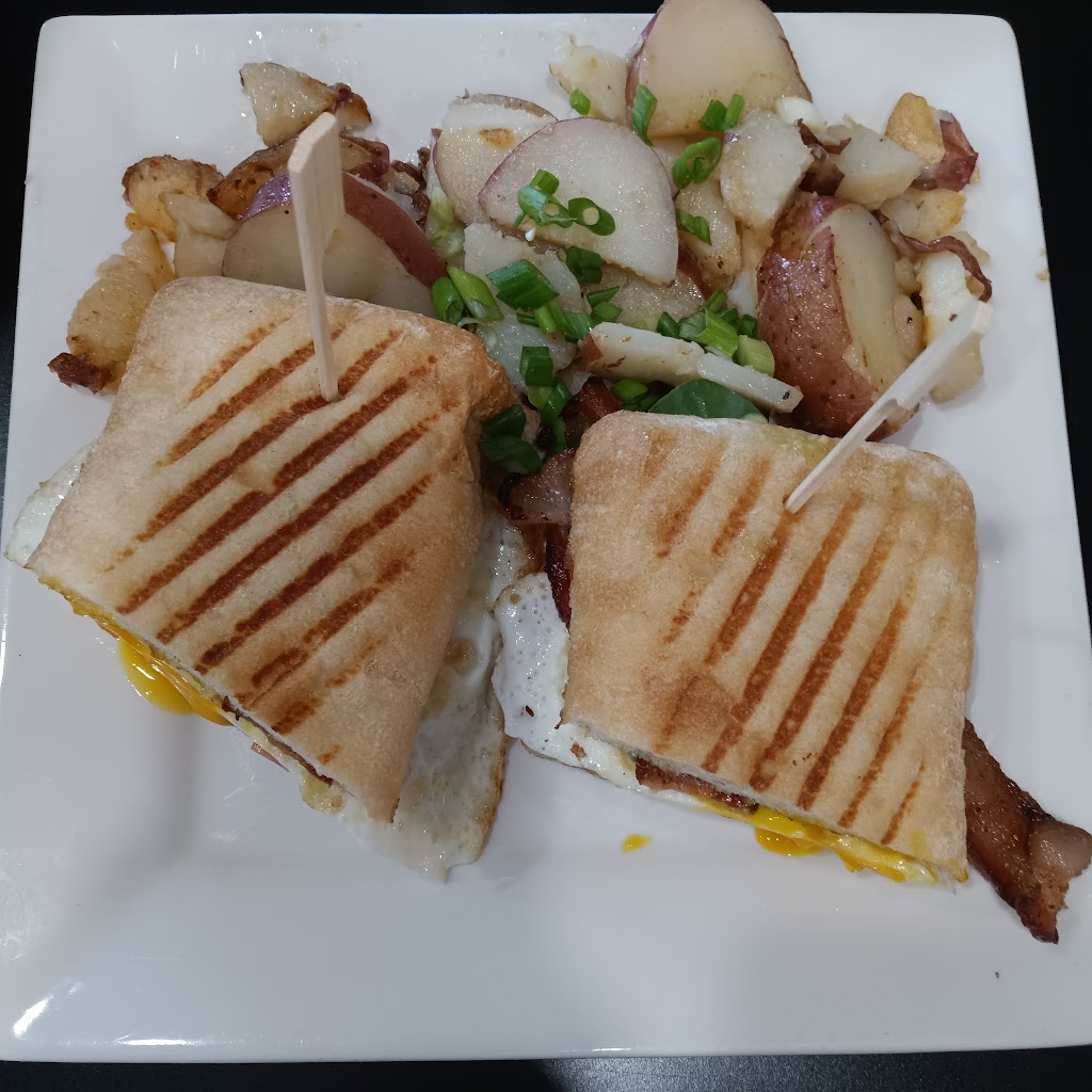 Chila-killer cafe | restaurant | 5979 Commerce Blvd Ste 3, Rohnert Park, CA 94928, USA | 7075951779 OR +1 707-595-1779