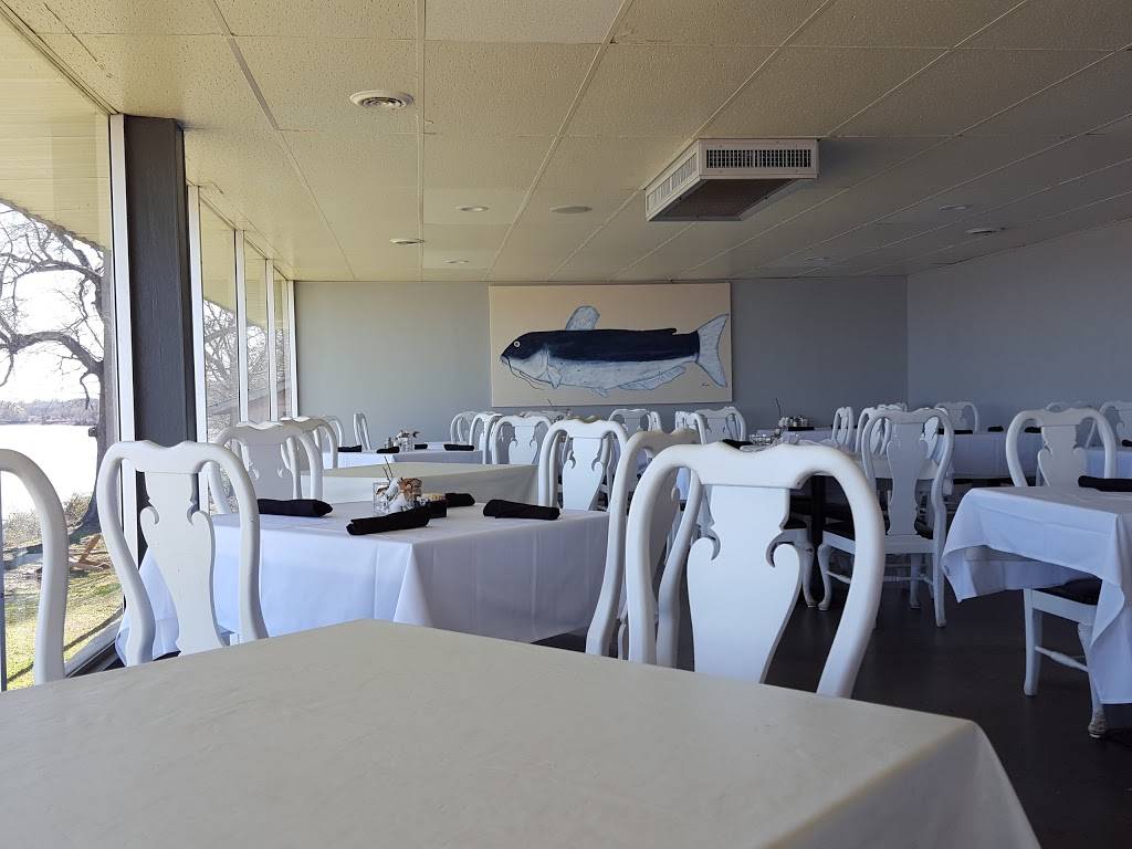 River Heights Restaurant | restaurant | 935 Riverside Ln, Crump, TN 38327, USA | 7316324484 OR +1 731-632-4484