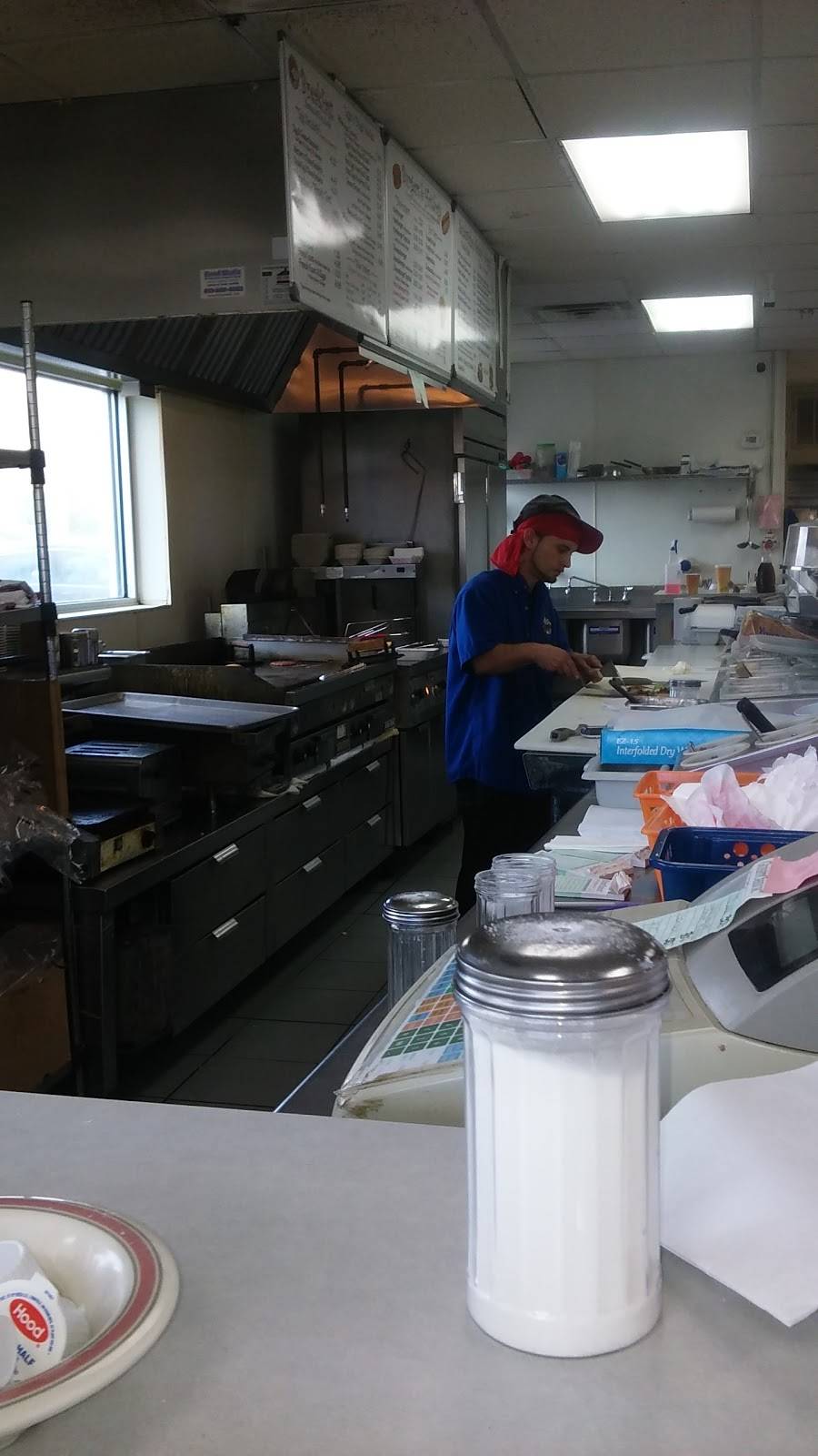 Skooters | restaurant | 365 Boston Rd, Springfield, MA 01109, USA | 4137961625 OR +1 413-796-1625