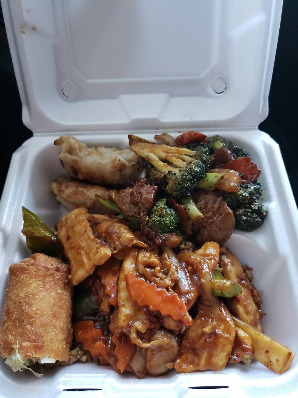 China Palace Restaurant | restaurant | 724 11th Ave S, Hopkins, MN 55343, USA | 9529332329 OR +1 952-933-2329