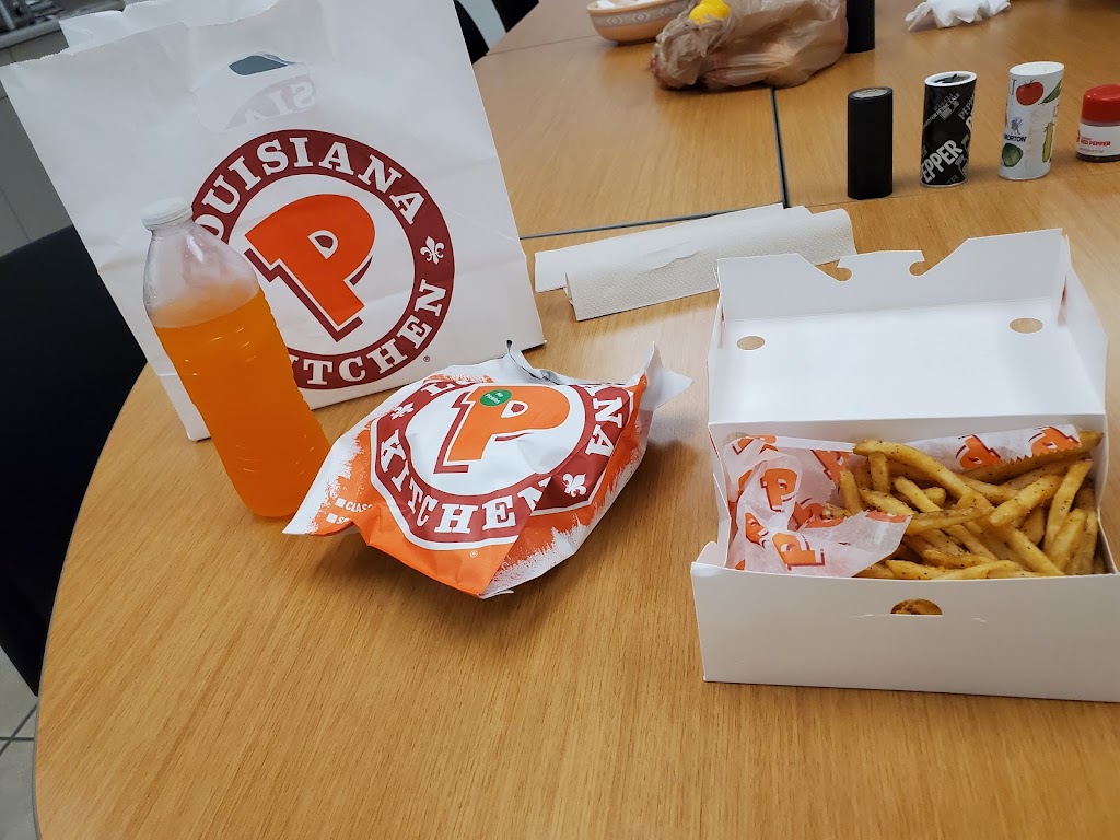 Popeyes Louisiana Kitchen | restaurant | 82301 Bissel St, Fort Huachuca, AZ 85613, USA | 5204594275 OR +1 520-459-4275