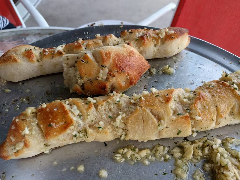 Massimos Pizza Subs and Salads | restaurant | 6146 US-41, Apollo Beach, FL 33572, USA | 8133313919 OR +1 813-331-3919