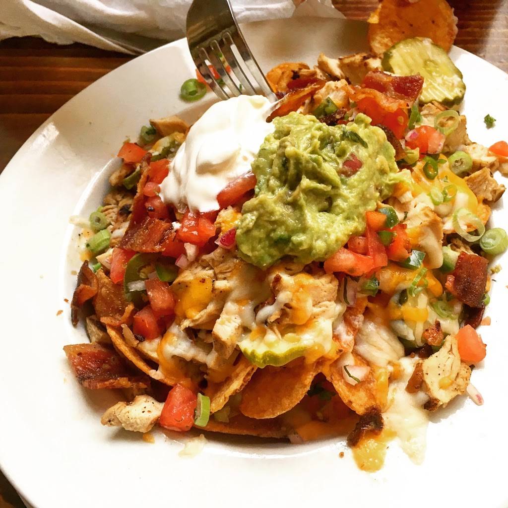 Courthaus Social | restaurant | 2300 Clarendon Blvd, Arlington, VA 22201, USA | 7032434900 OR +1 703-243-4900