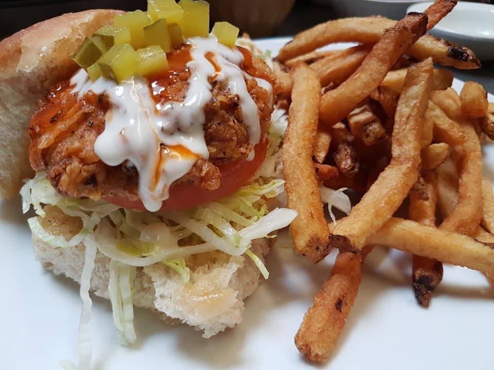 Montys Gastropub | restaurant | 547 Ontario St, St. Catharines, ON L2N 4N4, Canada | 9053977770 OR +1 905-397-7770