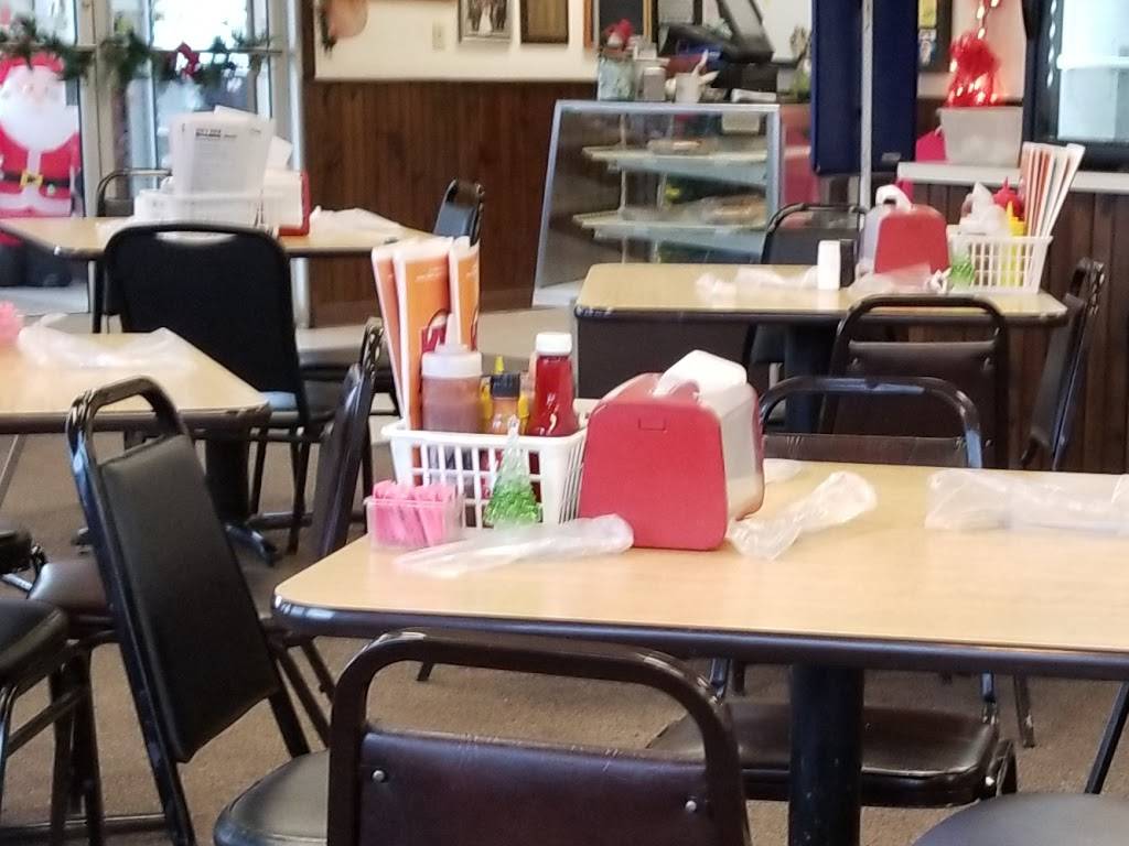 K B Bar B Que | restaurant | 1301 E Main St, Marion, IL 62959, USA | 6189931533 OR +1 618-993-1533