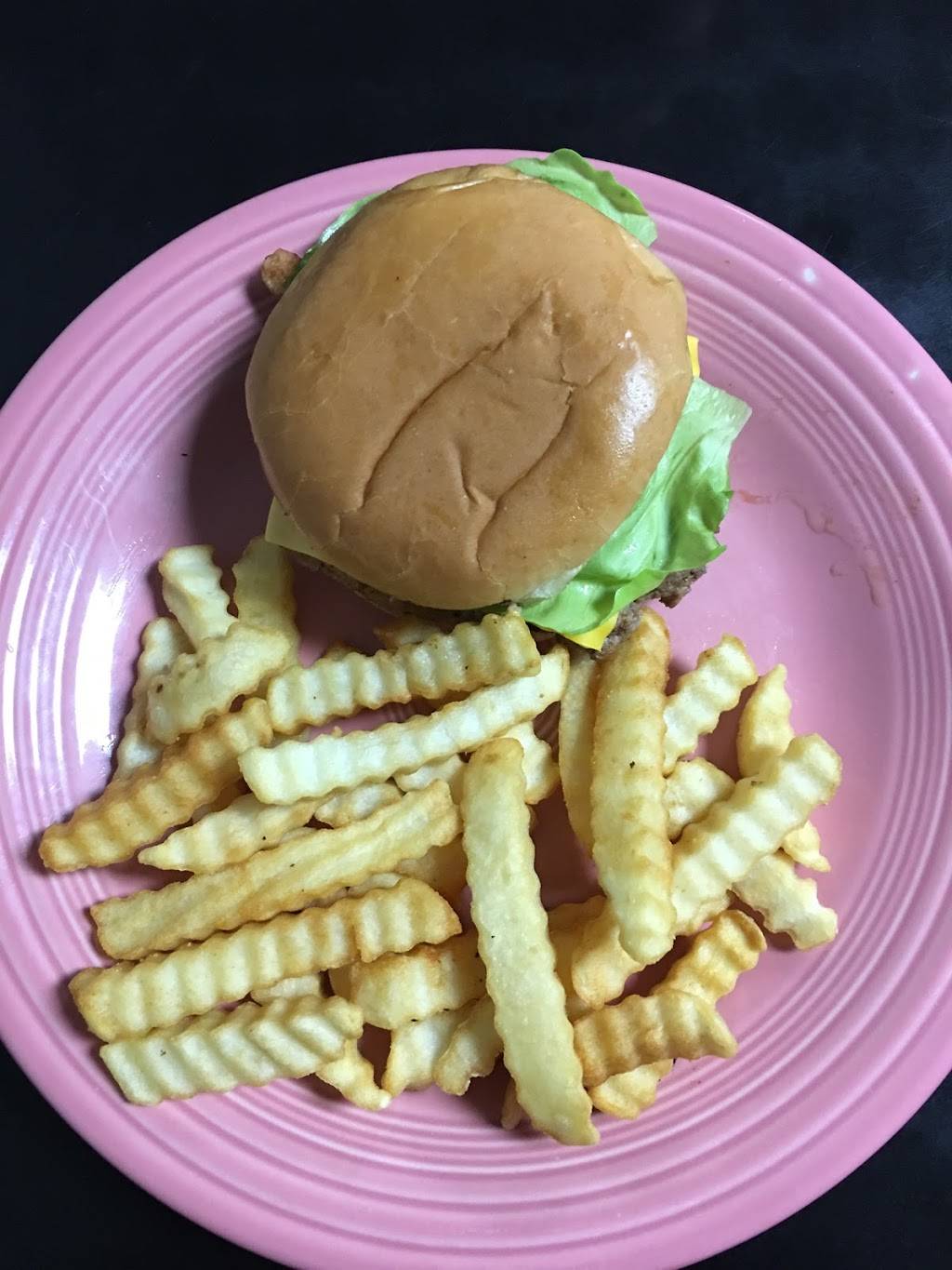 Tombstone Cafe | restaurant | 3511 Rickman Rd, Rickman, TN 38580, USA | 9312613380 OR +1 931-261-3380