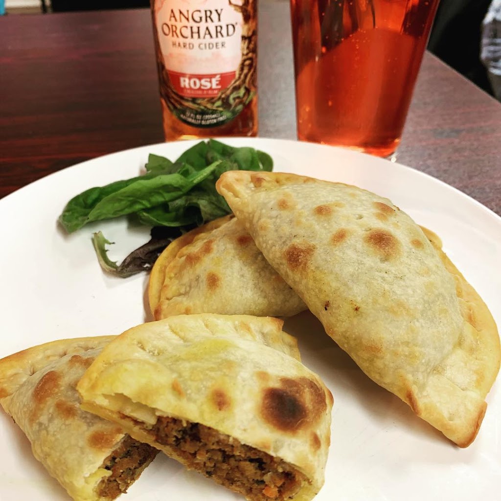 Gamescape Cafe | restaurant | 650-1 Railroad Sq, Tallahassee, FL 32310, USA | 8503256600 OR +1 850-325-6600