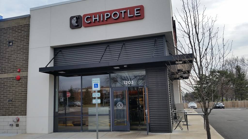 Chipotle Mexican Grill | restaurant | 1203 W Ogden Ave, Downers Grove, IL 60515, USA | 6309631688 OR +1 630-963-1688