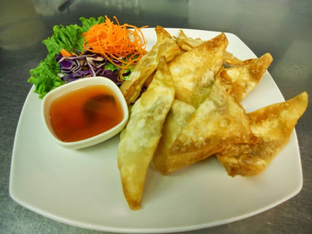 Thai Lotus Restaurant | restaurant | 7023 N 19th Ave, Phoenix, AZ 85021, USA | 6022428424 OR +1 602-242-8424