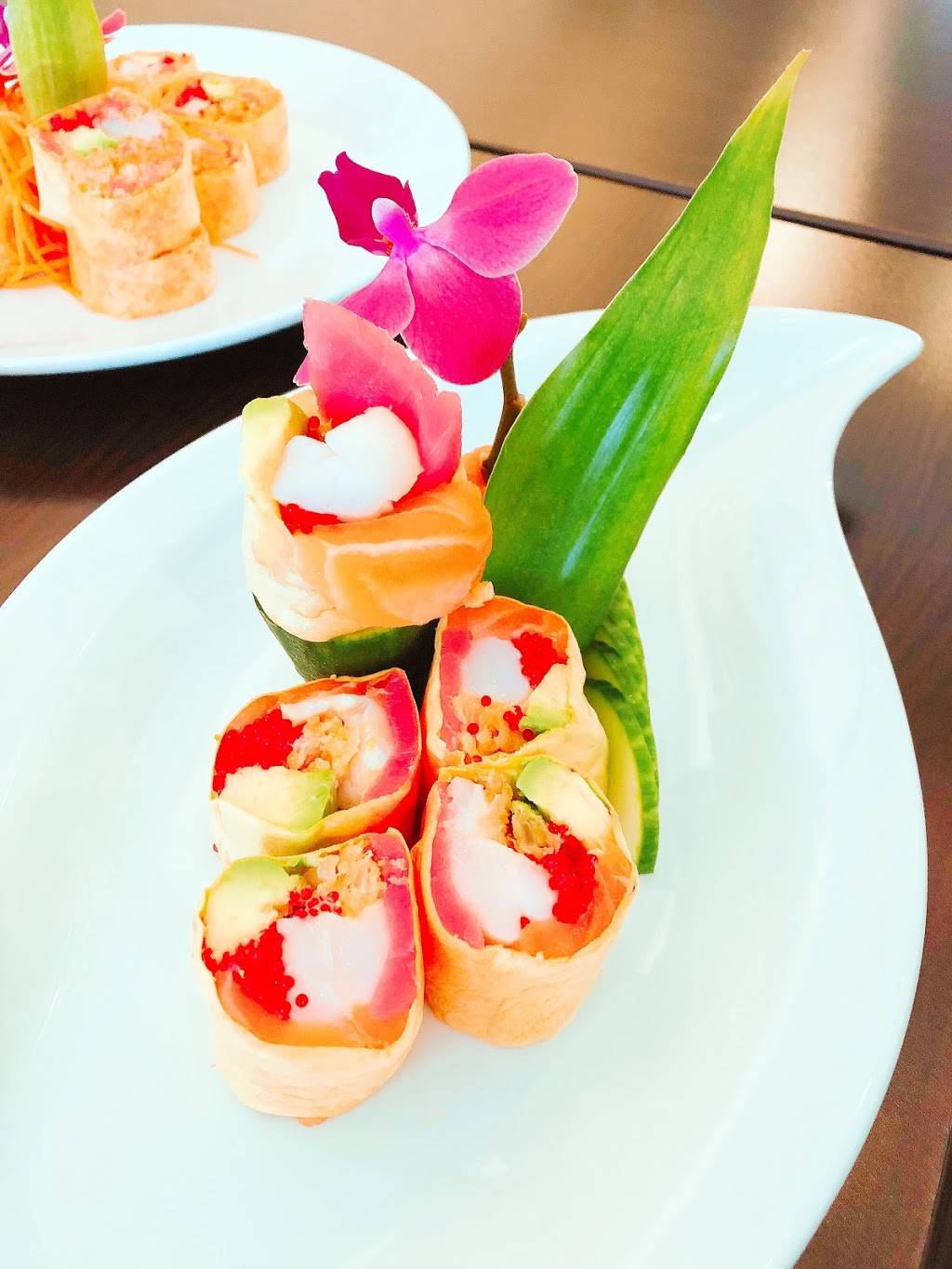 Sakura Sushi Express | restaurant | 1475 Rue Roberval, Saint-Bruno-de-Montarville, QC J3V 3P8, Canada | 4504610888 OR +1 450-461-0888