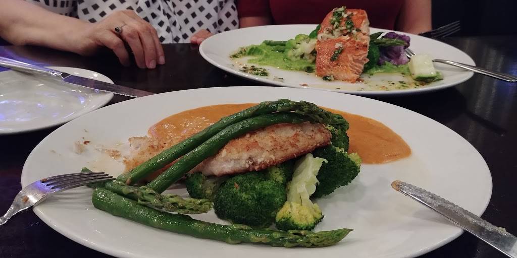 TAPS Fish House & Brewery | restaurant | 2745 Lakeshore Dr, Corona, CA 92883, USA | 9512775800 OR +1 951-277-5800