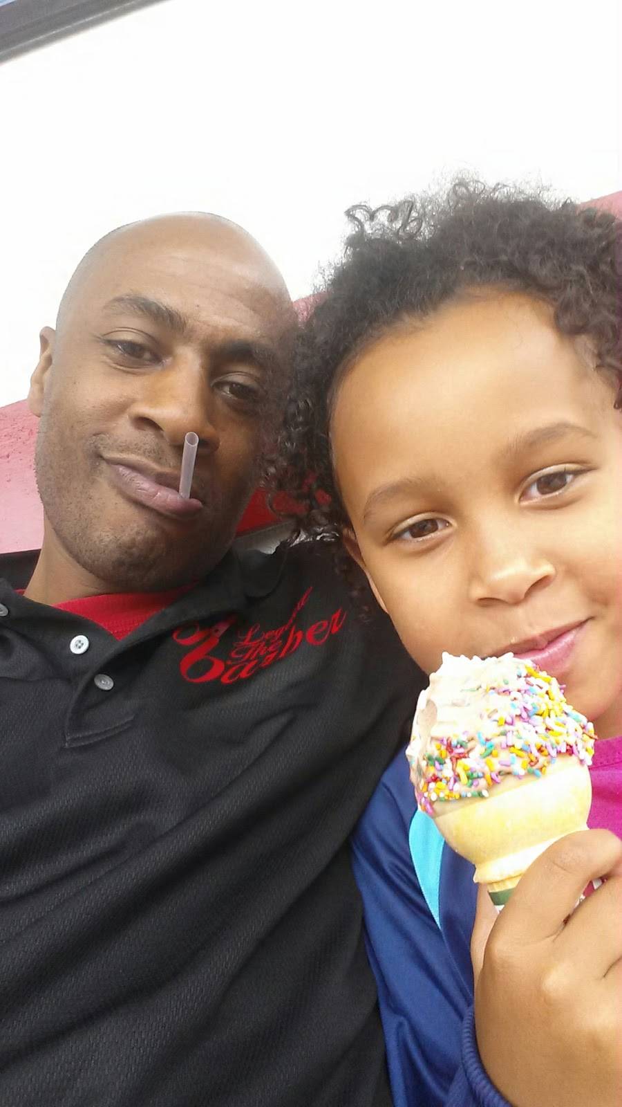 Ritas Italian Ice & Frozen Custard | restaurant | 1068 Blakeslee Blvd Dr E, Lehighton, PA 18235, USA | 6103795434 OR +1 610-379-5434