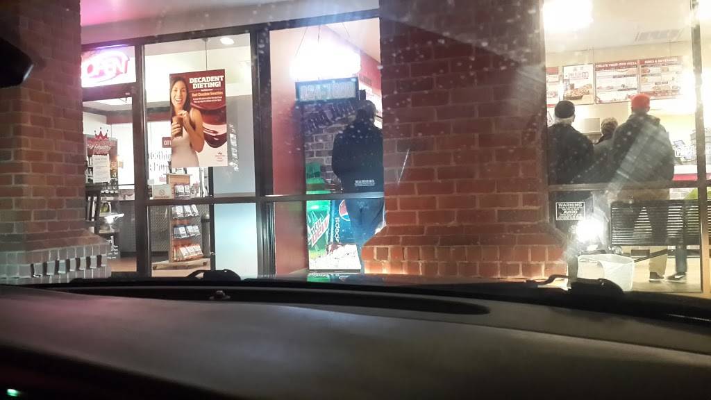 Papa Johns Pizza | restaurant | 261 Indian Lake Blvd Ste 90, Hendersonville, TN 37075, USA | 6158241000 OR +1 615-824-1000