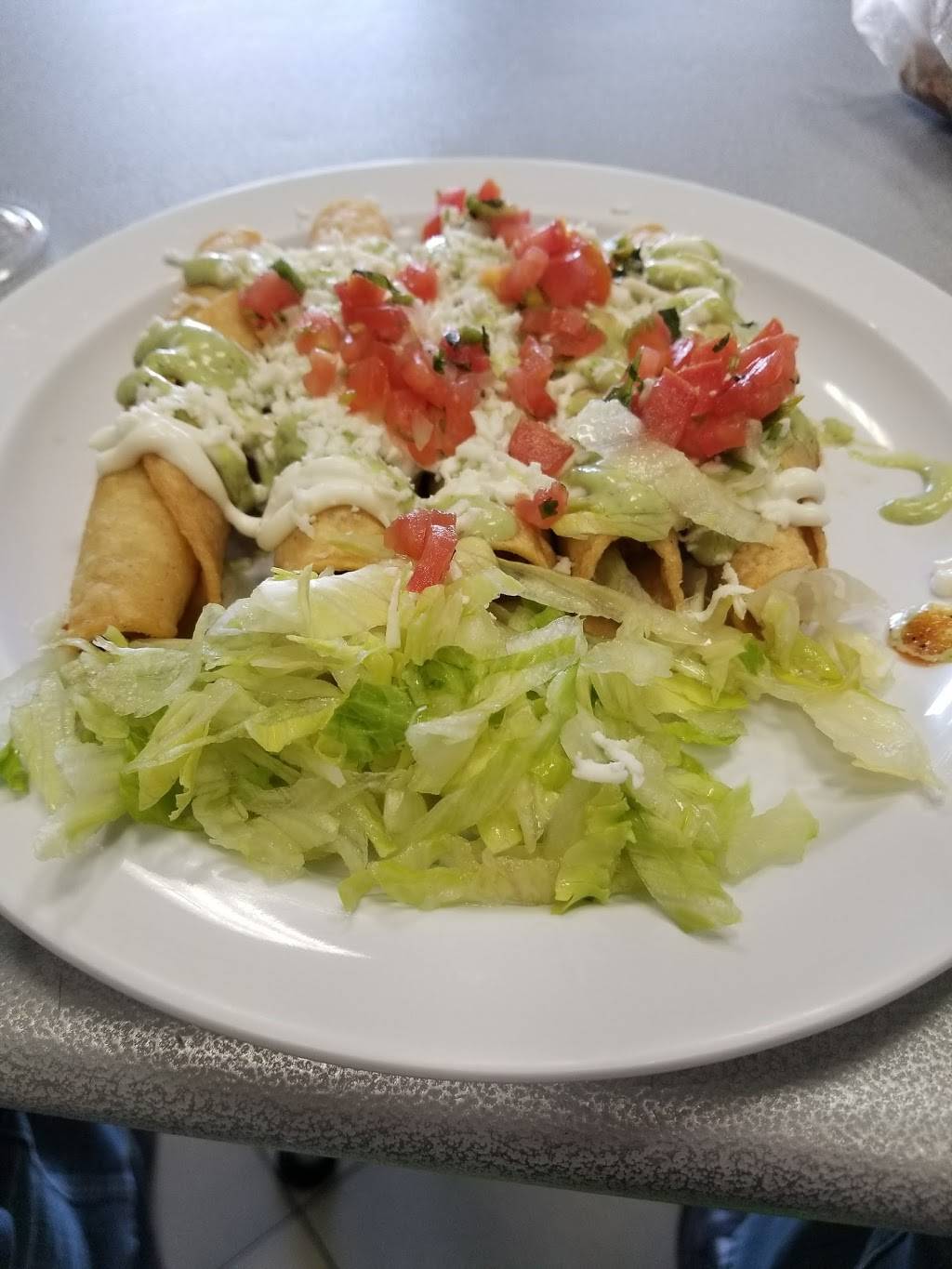 Pacos Tacos | restaurant | 250 S Euclid St, Anaheim, CA 92802, USA | 7148086548 OR +1 714-808-6548