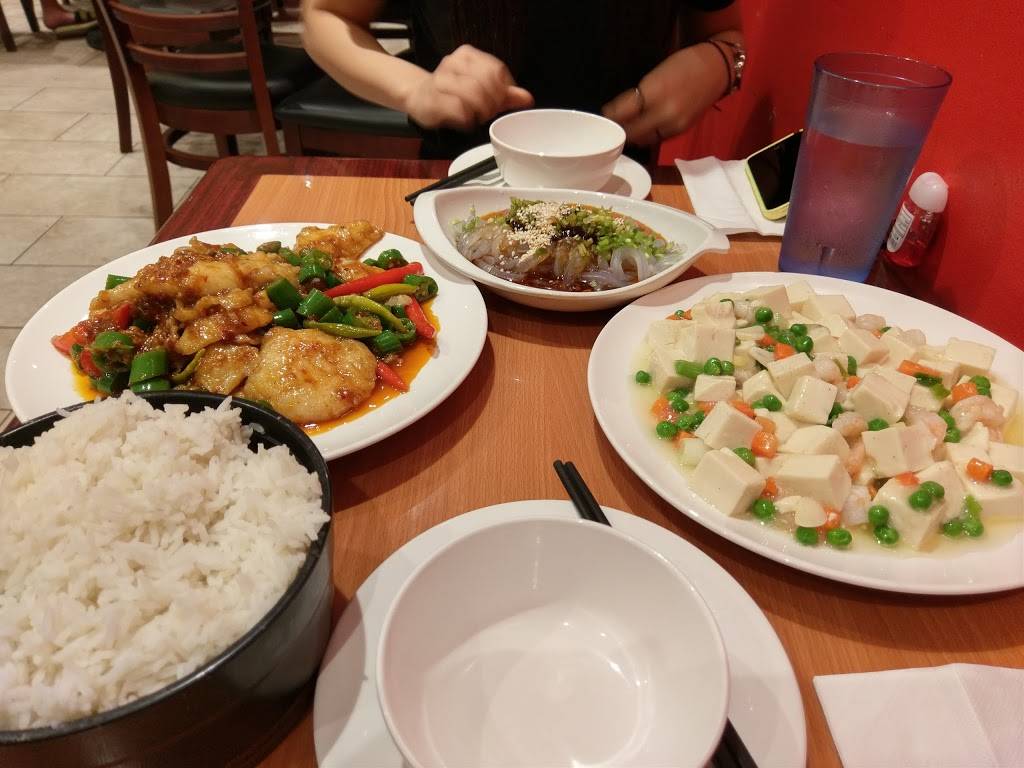 Lucky Dragon | restaurant | 6831 Hollister Ave, Goleta, CA 93117, USA | 8057705651 OR +1 805-770-5651