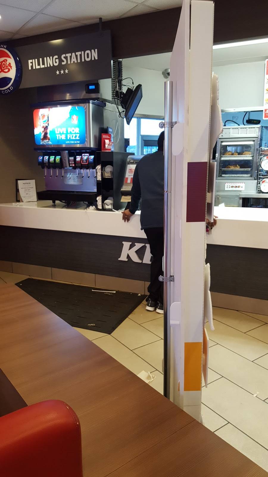 KFC | restaurant | 5890 Crawfordsville Rd, Speedway, IN 46224, USA | 3172412955 OR +1 317-241-2955