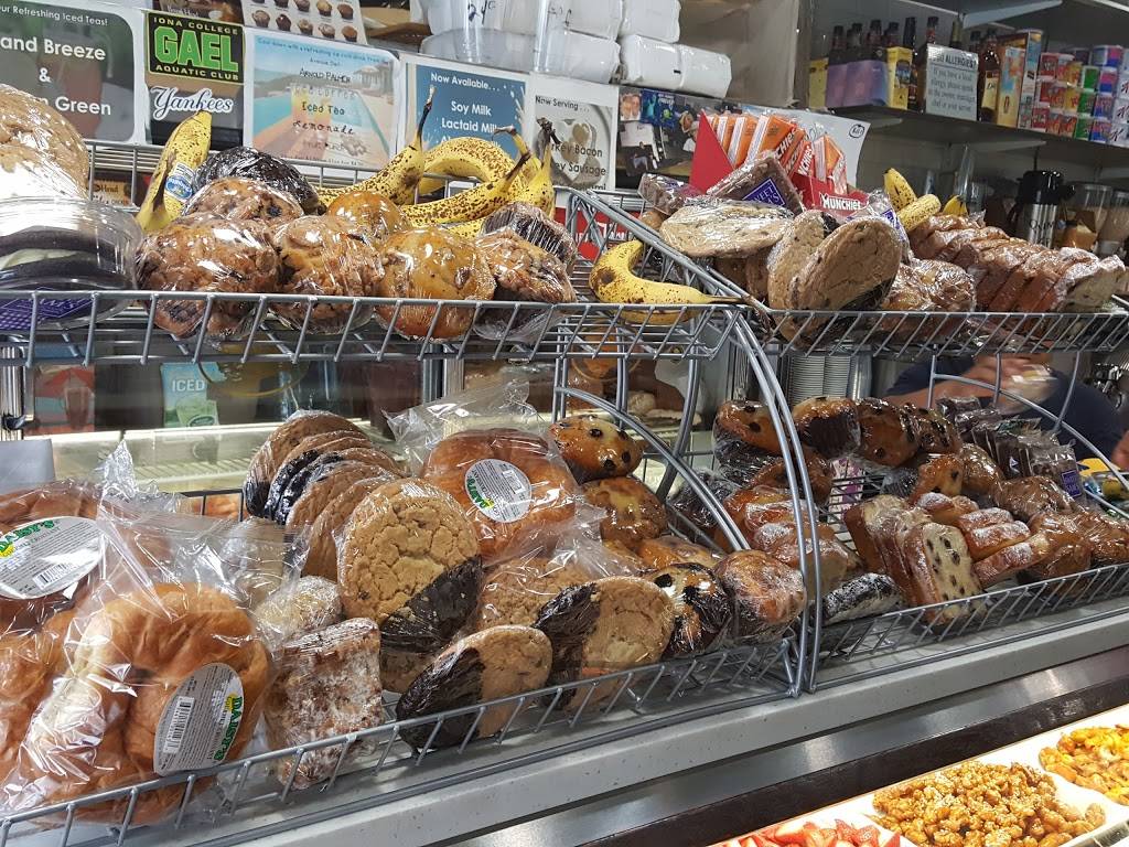 Avenue Deli and Cafe | meal takeaway | 704 North Ave, New Rochelle, NY 10801, USA | 9146325624 OR +1 914-632-5624