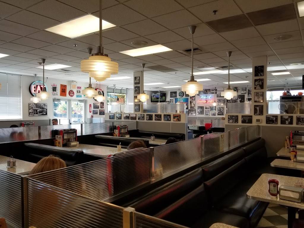 The Original Mels Diner | restaurant | 2885, 1730 Grass Valley Hwy, Auburn, CA 95603, USA | 5308236357 OR +1 530-823-6357