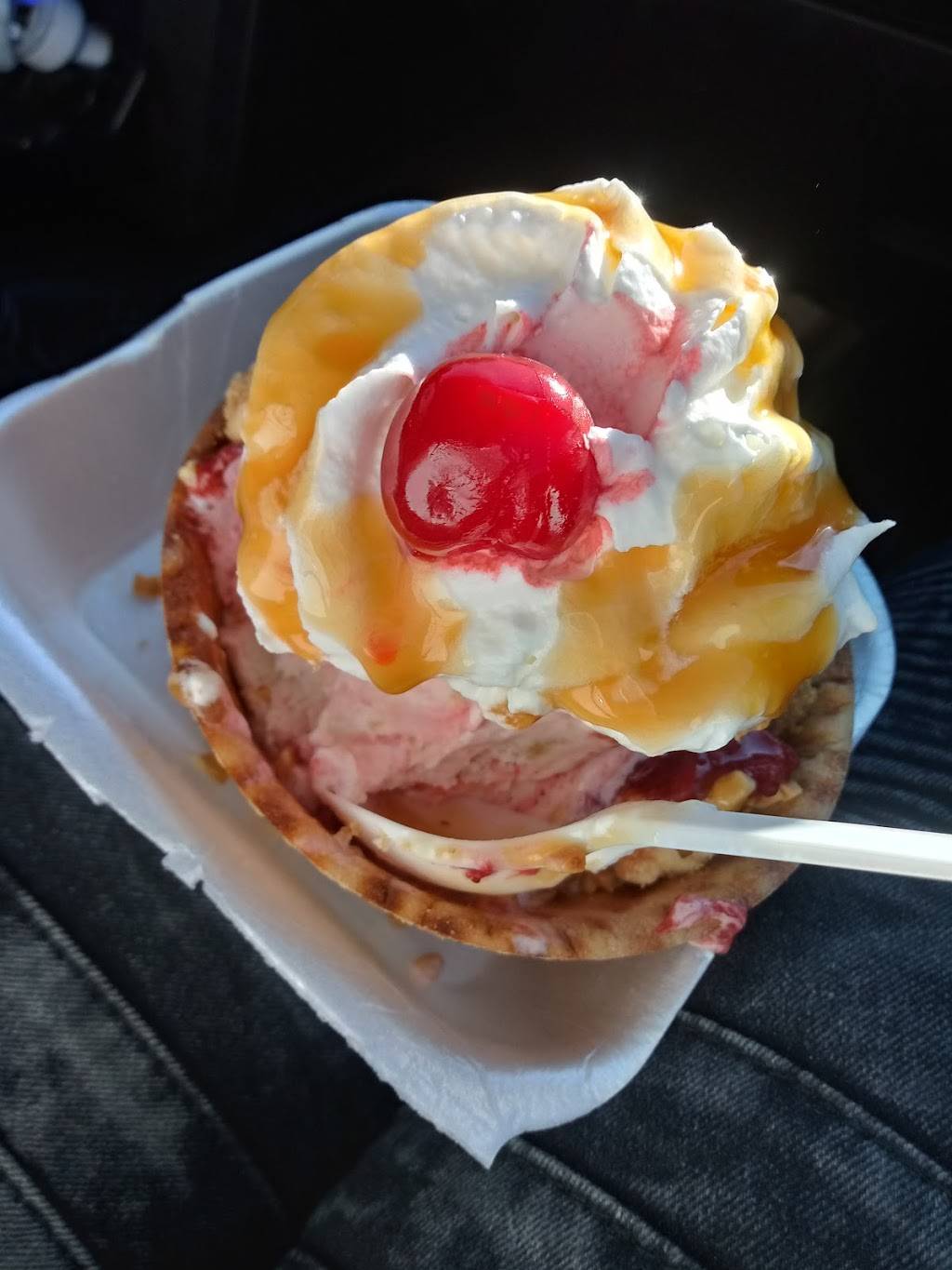 Twistee Treat of I-Drive | restaurant | 6314 International Dr, Orlando, FL 32819, USA | 4077309843 OR +1 407-730-9843