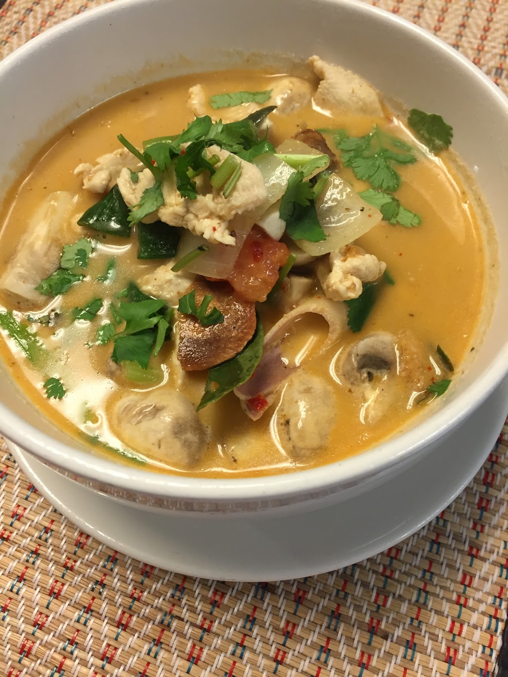 Taste of Thai | restaurant | 2105 Tom St, Navarre, FL 32566, USA | 8509397727 OR +1 850-939-7727