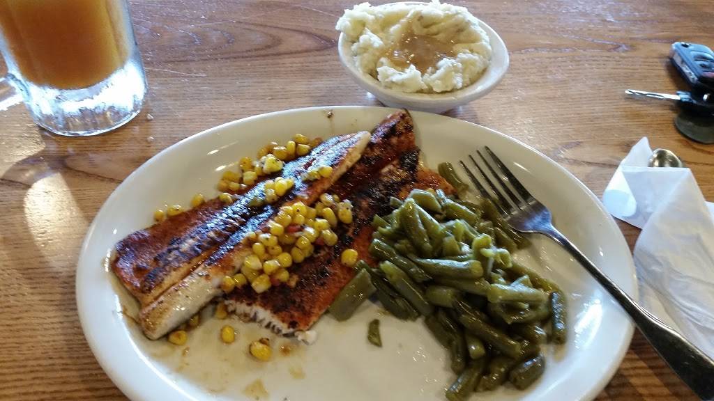 Cracker Barrel Old Country Store | restaurant | 152 Rowe Rd, Staunton, VA 24401, USA | 5408857550 OR +1 540-885-7550