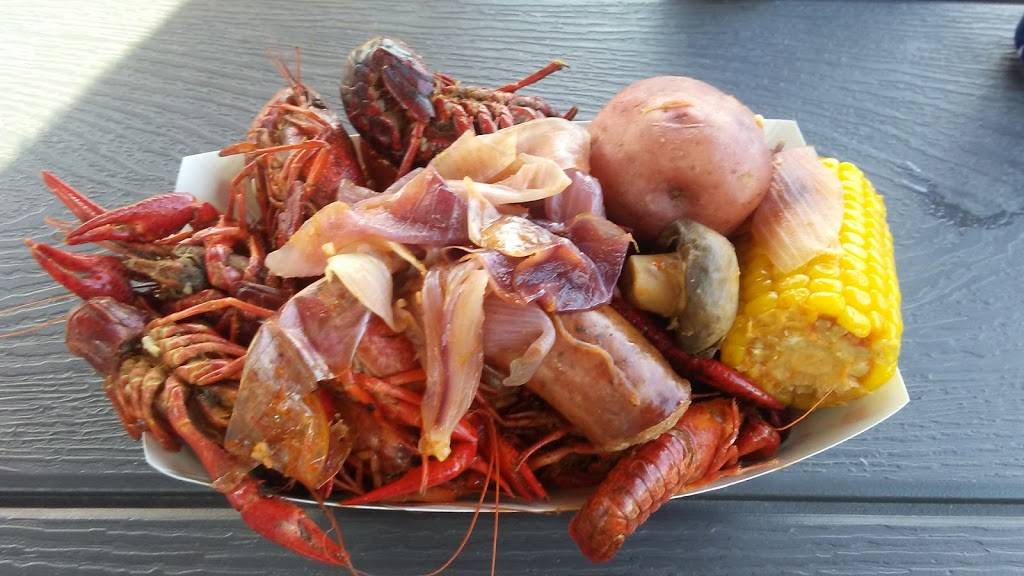 Hog Heaven | restaurant | 1290 W High Ave, New Philadelphia, OH 44663, USA | 3303088040 OR +1 330-308-8040