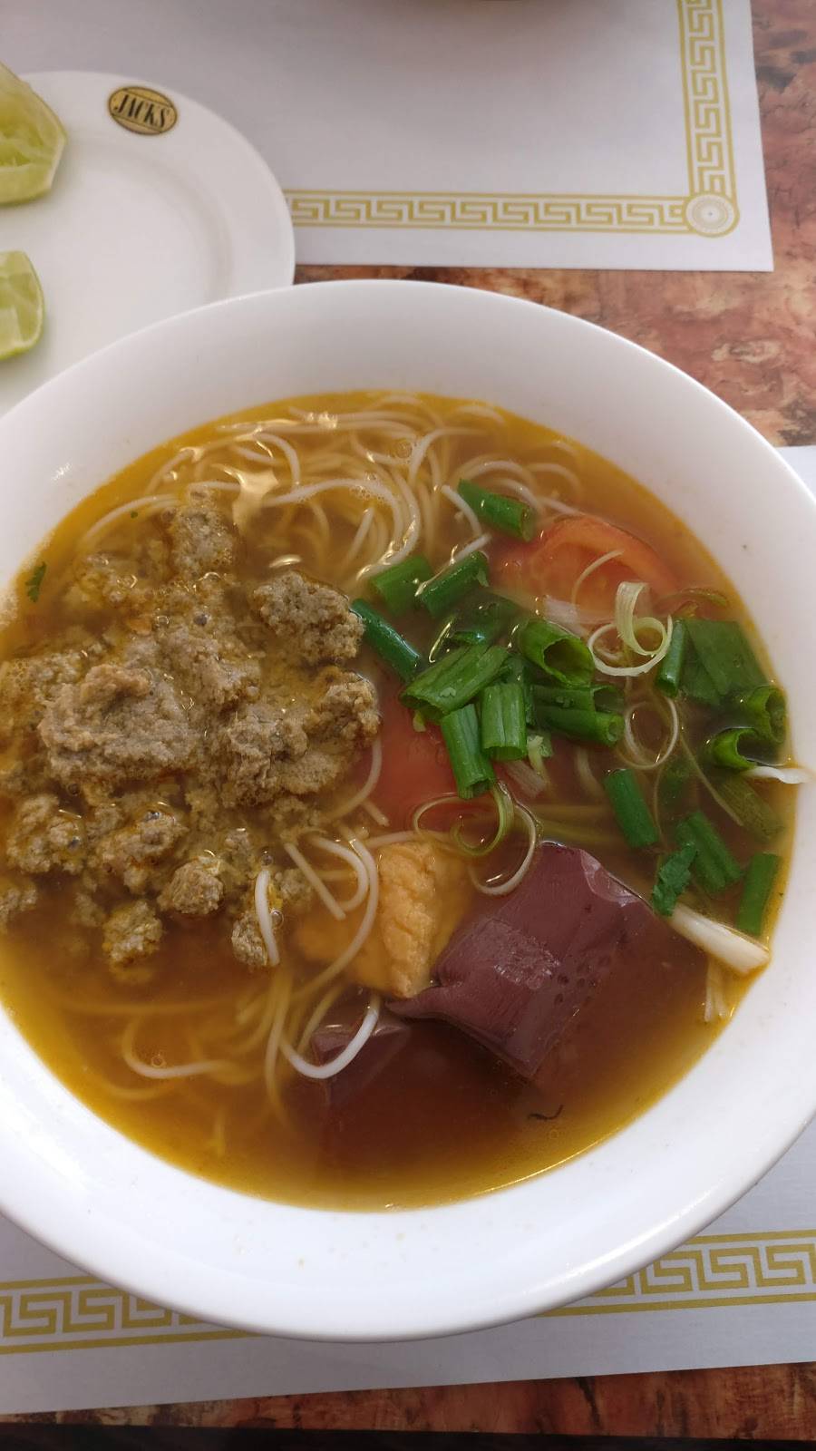 Que Ta Banh Canh Trang Bang | restaurant | 2005 Tully Rd, San Jose, CA 95122, USA | 4082591445 OR +1 408-259-1445