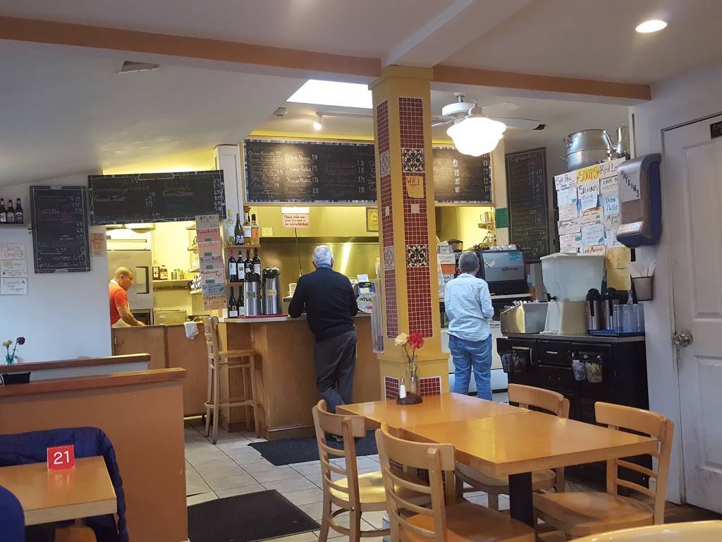 Mosaic Cafe | restaurant | 78 Masonic St, Northampton, MA 01060, USA | 4135851155 OR +1 413-585-1155