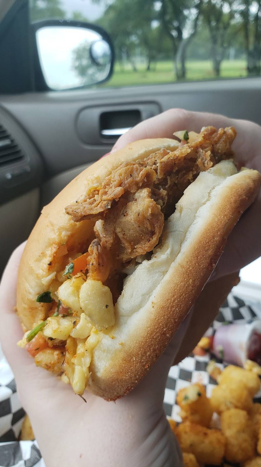 Da Munchies | restaurant | 4121 N Westmoreland Rd, Dallas, TX 75212, USA | 2148287097 OR +1 214-828-7097