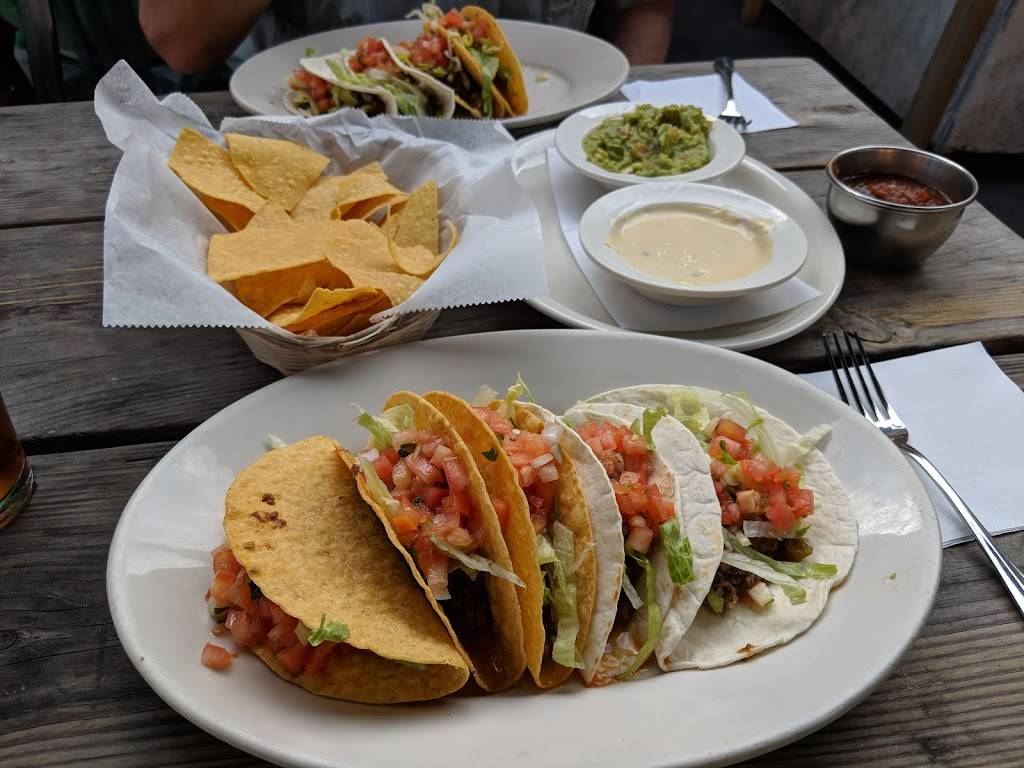 Andrades International Restaurant | restaurant | 7 Bollingbrook St, Petersburg, VA 23803, USA | 8047220344 OR +1 804-722-0344