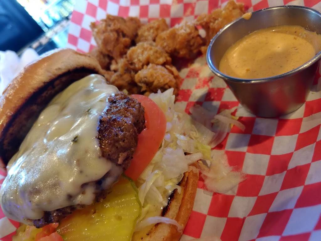 Eagles Point Bar & Grill | restaurant | 1029 N Saginaw Blvd, Saginaw, TX 76179, USA | 8173499387 OR +1 817-349-9387