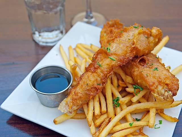 Kite & Key | restaurant | 1836 Callowhill St, Philadelphia, PA 19130, USA | 2155681818 OR +1 215-568-1818